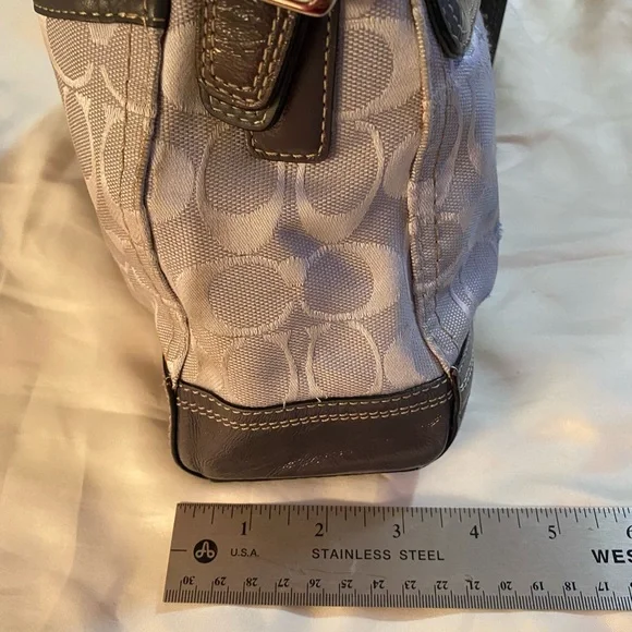 Coach Bag - Picture 6 of 8